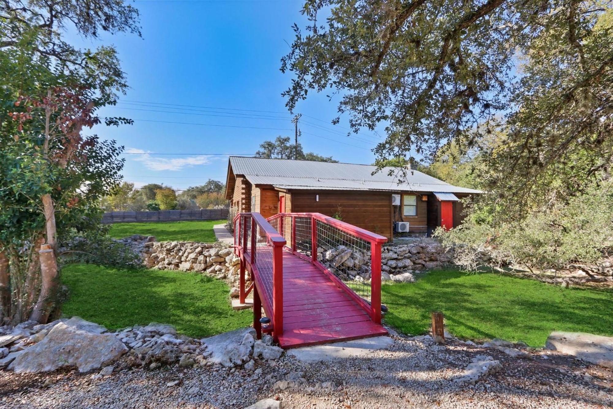 Wimberley Log Cabins Resort And Suites- Unit 4 Exterior photo